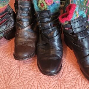 Stylish Brown Or Black Leather Ankle Boots